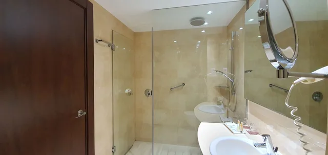غرفة بسريرين منفصلين، Hotel Gran Ultonia 4/6