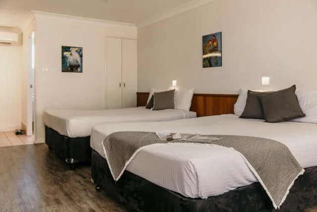 غرفة بسريرين كوين يُسمح فيها بالحيوانات الأليفة، Outback Motel Mt Isa 2/9