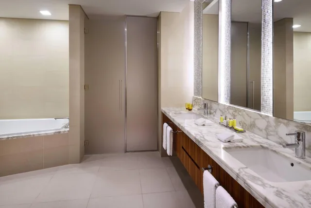 جناح بسرير كينج بغرفة نوم واحدة، Marriott Hotel Downtown 5/8