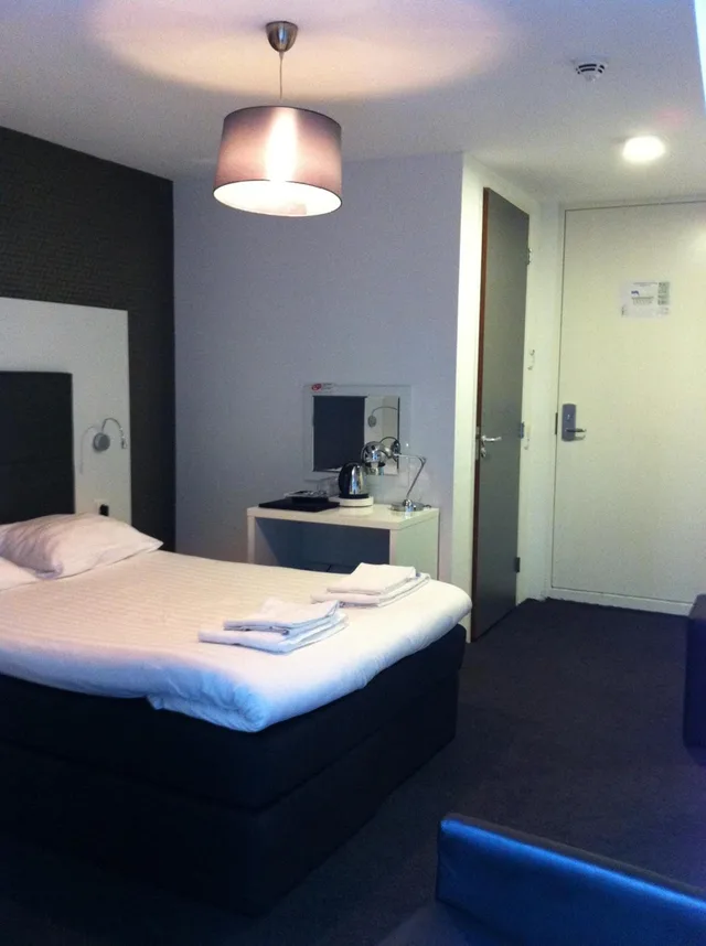 غرفة بسرير مزدوج في الملحق، Hotel Vossius Vondelpark 4/10