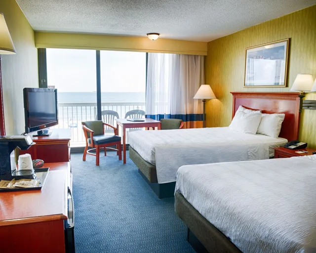 غرفة كلاسيكية بسريرين مزدوجين بإطلالة على البحر بشرفة، The Oceanfront Inn 3/9