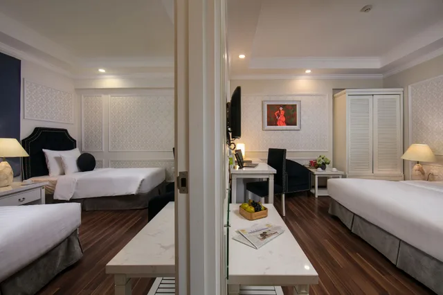 غرفة متصلة عائلية بسرير كينج وثلاثة أسرّة بغرفتي نوم، L Heritage Hanoi Hotel 6/8