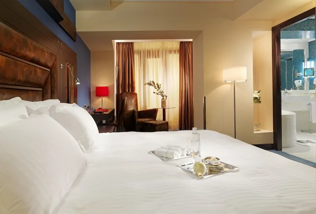 غرفة بريميوم بسرير فردي، Crowne Plaza Athens City Centre 1/10
