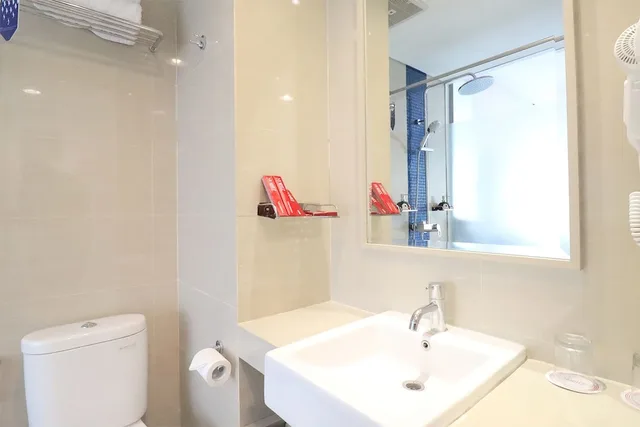 غرفة سوبيريور بسرير كوين بغرفة نوم واحدة، Moritz BIZ Gandaria (Ex Everyday Smart Hotel Mayestik) 4/5