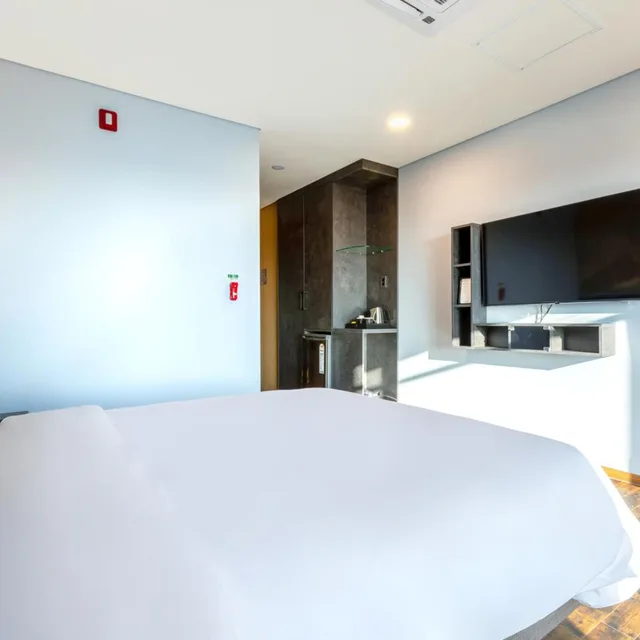 غرفة بسرير مزدوج، Urbanest Hotel 4/10