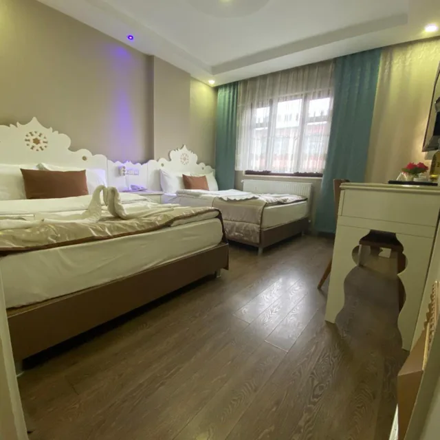 غرفة قياسية ثلاثية، Kent Ani Hotel 3/10