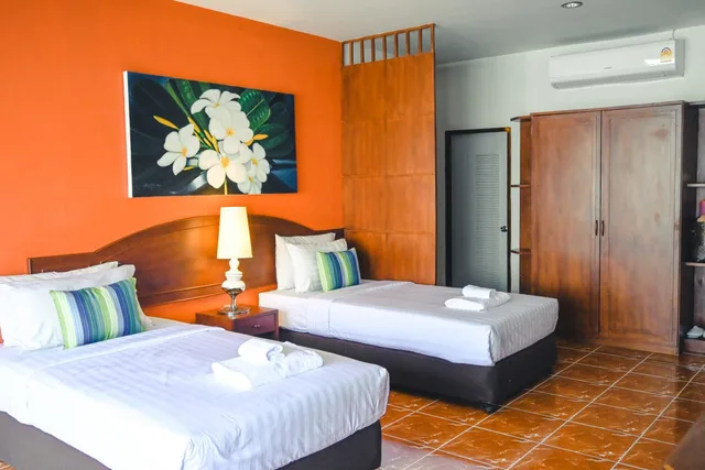 غرفة قياسية بسريرين منفصلين، Sugar and Spice Inn 1/2