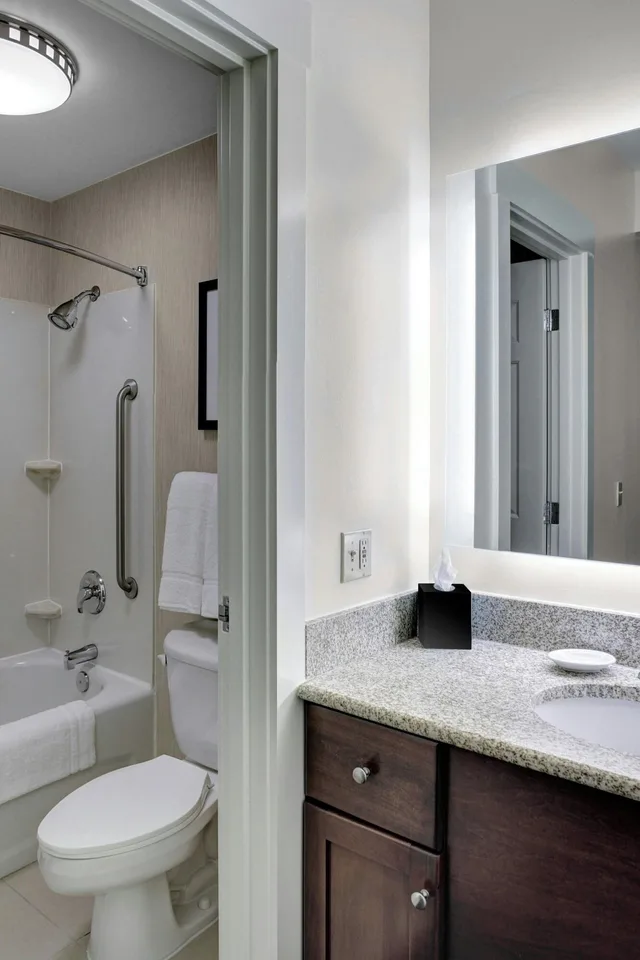 جناح بسرير كينج، Residence Inn By Marriott Cleveland Downtown 3/3