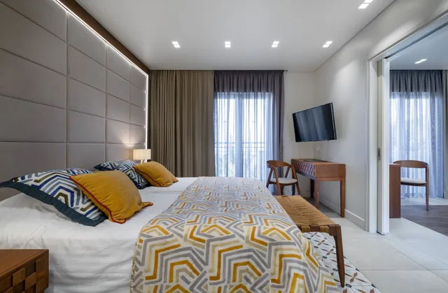 جناح فاخر بسريرين منفصلين بغرفتي نوم مع أريكة، Mareblue Beach Resort 2/2