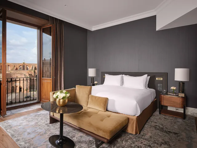 Anatara, Suite, Piazza View, Anantara Palazzo Naiadi 2/7
