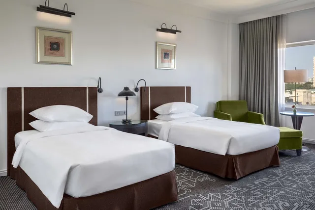 غرفة كلوب بسريرين منفصلين، Hyatt Regency Baku 4/9