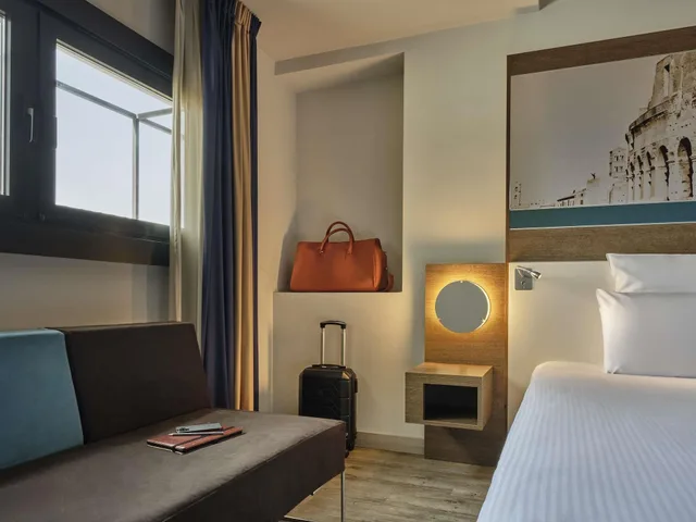 غرفة بريفيليج بسرير مزدوج، Mercure Roma Centro Colosseo 3/6