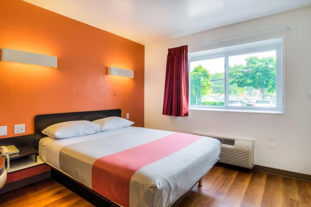 غرفة ديلوكس، Motel6 Arlington Heights, IL - Chicago North Central 4/8