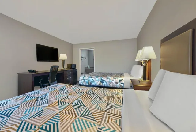 2 Full Beds - Mobility Accessible Tub Nsmk، Motel6 McDonough, GA 3/4
