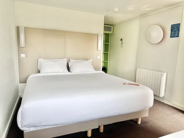 Standard, Double Bed, Campanile Nantes Est Saint Sebastien Sur Loire 3/10