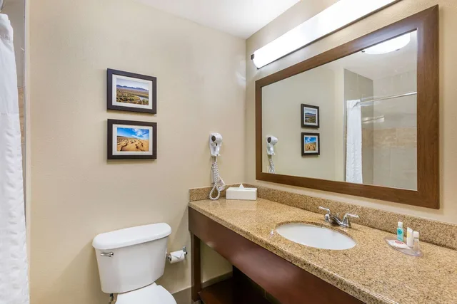 غرفة بسريرين كوين لذوي الإعاقة، Comfort Inn & Suites Yuma I-8 3/3