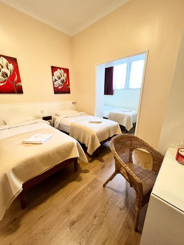 غرفة ثلاثية بحمام خاص، Melbourne House 7/10