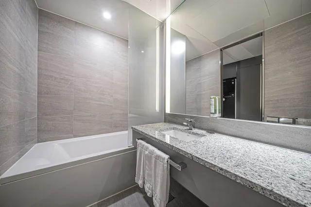 غرفة بريميوم بسريرين منفصلين وسرير كوين، Rivertain Hotel Gyeongju 4/5