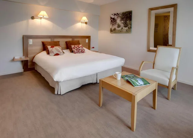 Room, Single, Domaine Des Ormes 9/10