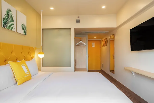 غرفة قياسية بسرير كينج، Bloom Hub - WEH Andheri 1/4