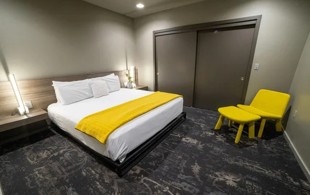Montvale, Premier, Suite، Montvale Hotel 1/1