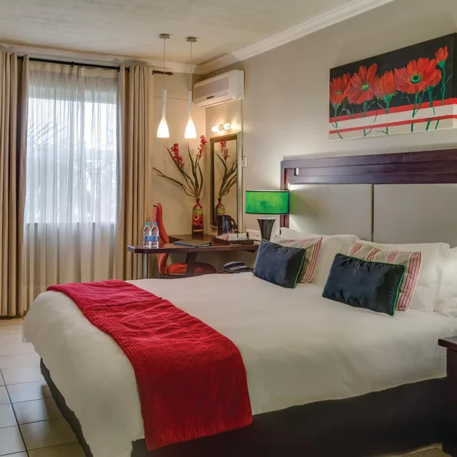 غرفة بسرير مزدوج، Bon Hotel Empangeni 1/9