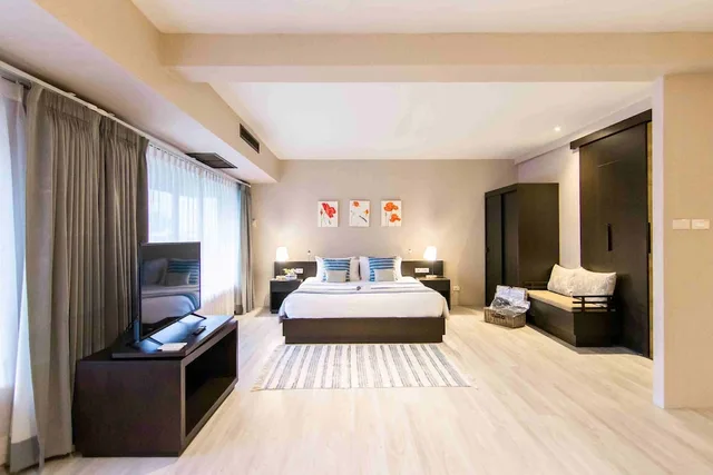 Premium, King Bed, Tohsang Heritage Ubon Ratchathani Hotel 2/3
