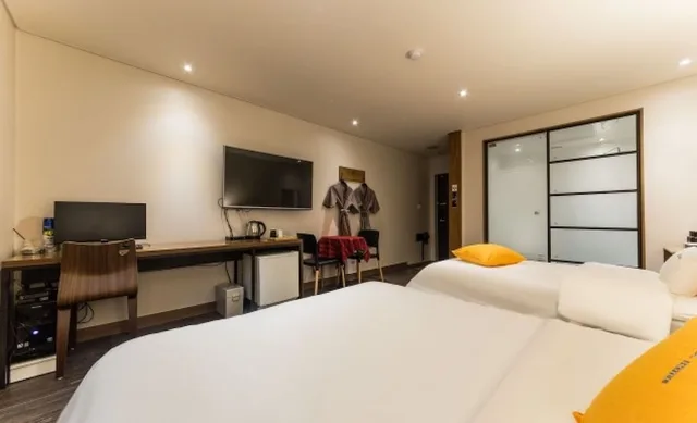 Deluxe, Twin Beds, Incheon Soma Hotel 2/3