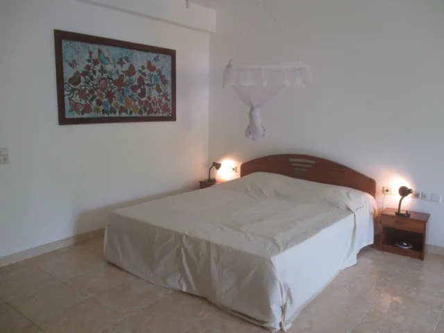 غرفة قياسية بسرير كينج بشرفة، Raja Beach Hotel 2/10