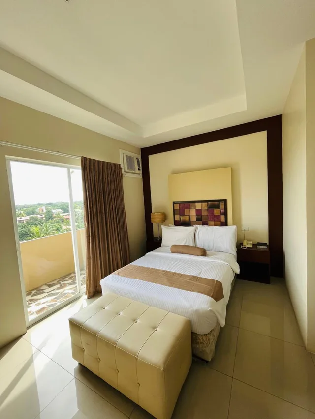 غرفة ديلوكس بسرير مزدوج بشرفة، Sierra Hotel 3/10