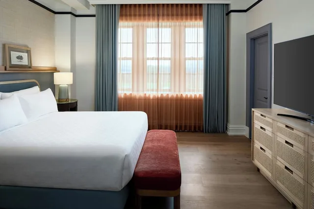 جناح بسرير كينج مع أريكة، The Algonquin Resort St Andrews By the Sea Autograph Collection 3/10