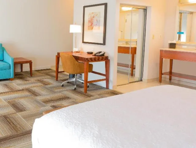 استوديو بسرير كينج مع أريكة لذوي الإعاقة، Hampton Inn Suites Riverside Corona East 5/8