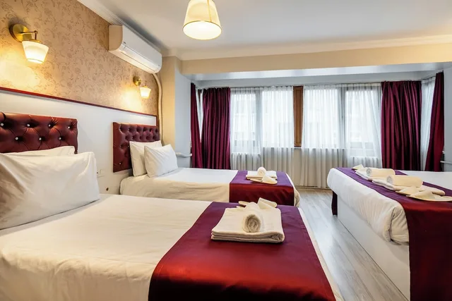 غرفة عائلية بإطلالة على المدينة، Cihangir Palace Hotel 2/10