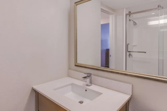 غرفة قياسية بسريرين كوين، La Quinta Inn & Suites by Wyndham Philadelphia Airport 3/5