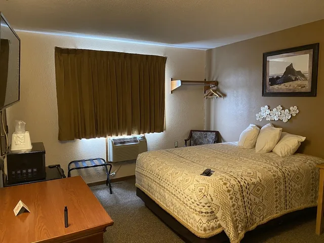 غرفة بسرير كينج، Americas Best Value Inn Kadoka 3/4