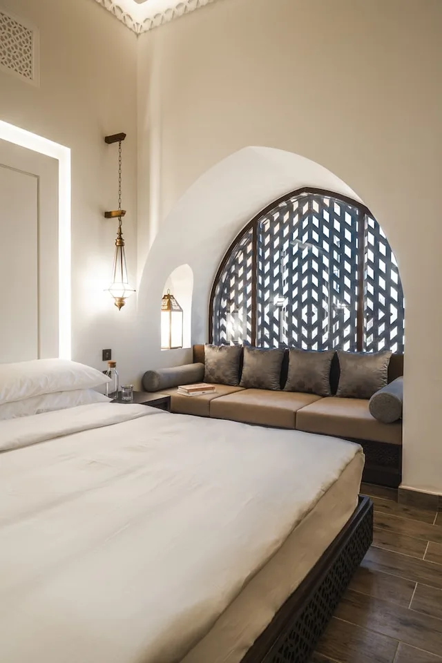 غرفة غراند ديلوكس بسرير كينج، Al Badayer Sharjah Resort 2/3