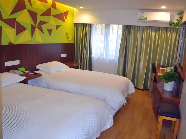 Yiran, Twin Beds، Vatica Shanghai Pudong New District DiShuiLake Hotel 3/3