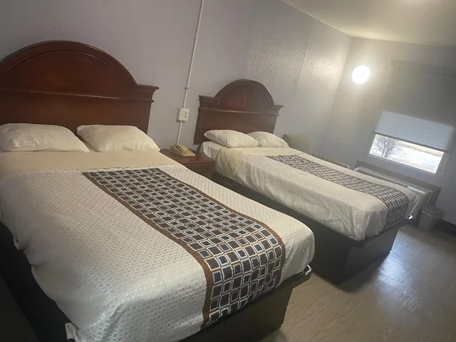 غرفة اقتصادية بسرير مزدوج، Economy Inn Little Rock 4/6