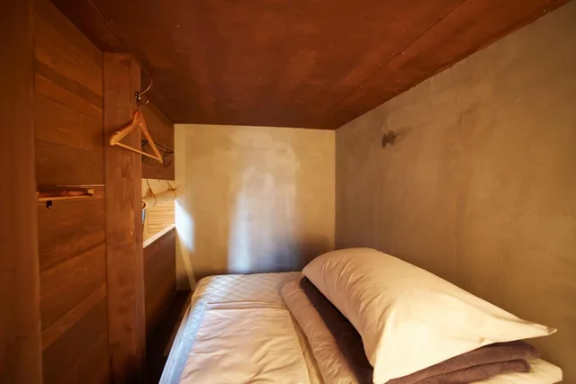 سكن مشترك مختلط، Untapped Hostel 1/1