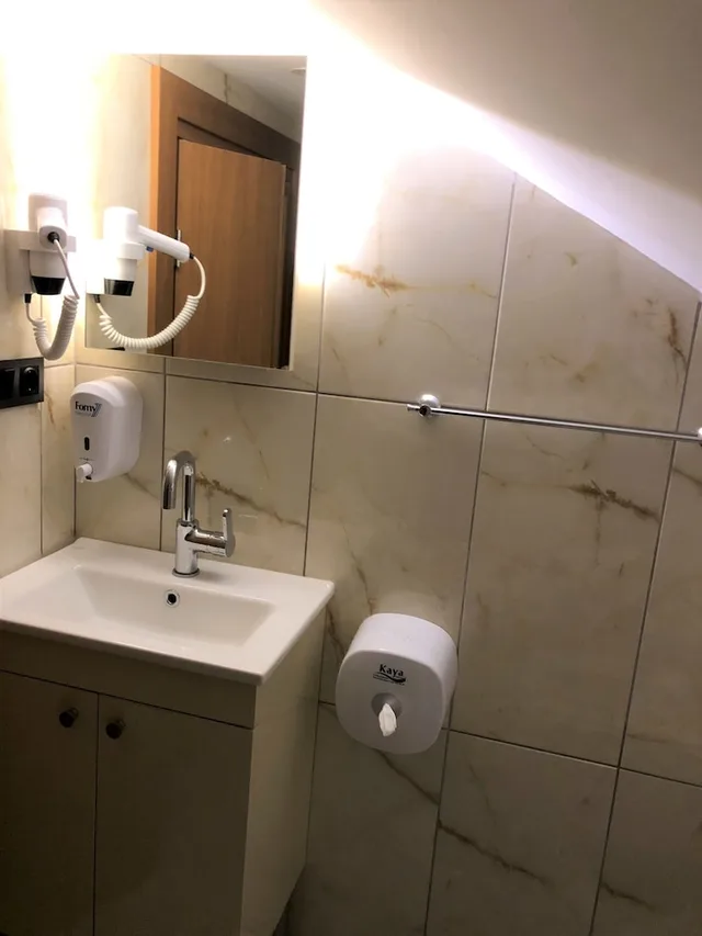 Deluxe, Triple, Queen Bed, Lake View, Terrace Floor، Onal Motel 2/2