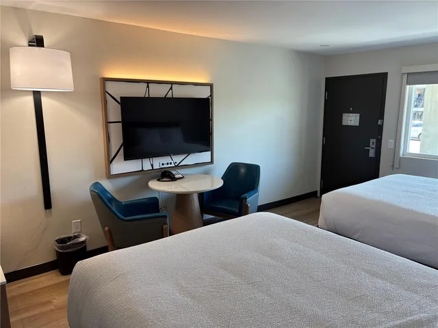 غرفة بسريرين كوين، Best Western San Diego Pacific Beach/Mission Bay 5/8