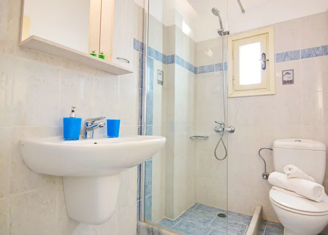 Semi Basement, Deluxe, Basement, Double or Twin Bed، Camara Hotel 7/7