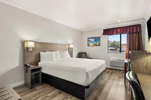 غرفة بسرير كينج، Americas Best Value Inn Prescott Valley 3/10