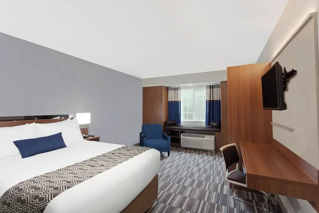 غرفة أساسية مفردة بسرير كوين، Microtel Inn & Suites By Wyndham Windham 1/2
