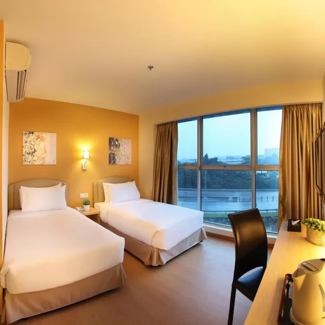 Deluxe, Double or Twin Bed, Hotel MinCott 3/7