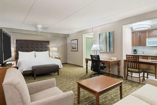 جناح استوديو ركني بسرير كينج، Homewood Suites by Hilton Holyoke-Springfield/North, MA 1/3