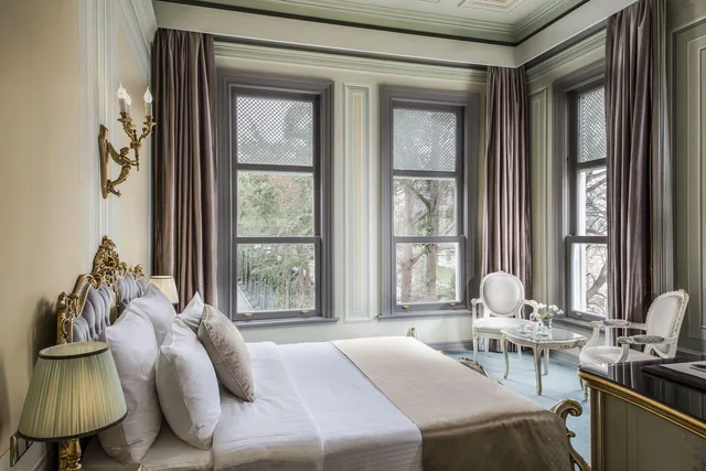 غرفة كلاسيكية بسرير مزدوج بإطلالة على الحديقة، Bosphorus Palace Hotel Special Class 2/2