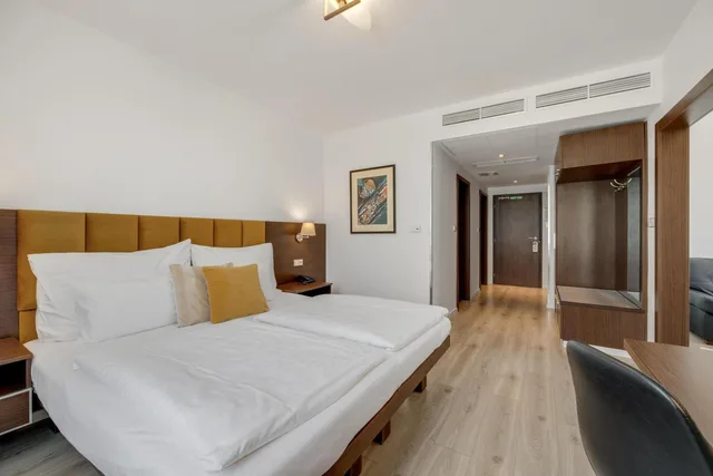 Standard, Double Bed, Antares Hotel 6/10