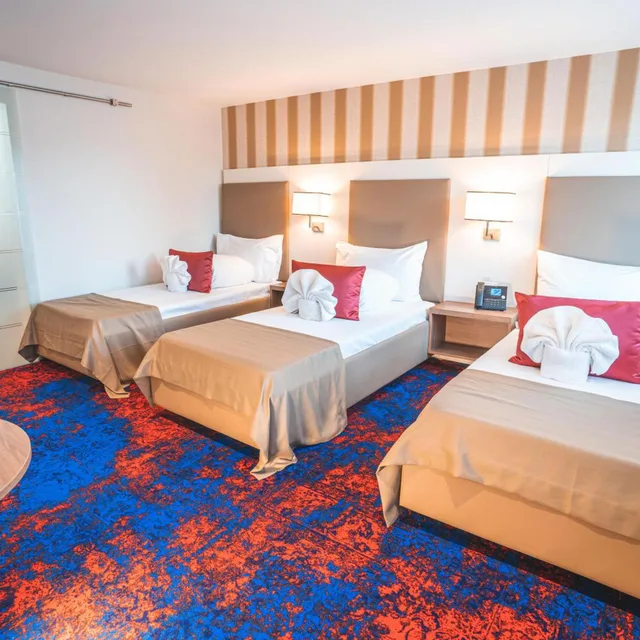 غرفة ثلاثية، My Home Hotel 1/6