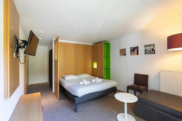 Classic room 2A and 1E Balcony 2ad 1kid، Belambra Club Gourette Lou Sarri - Winter & Summer 2/5